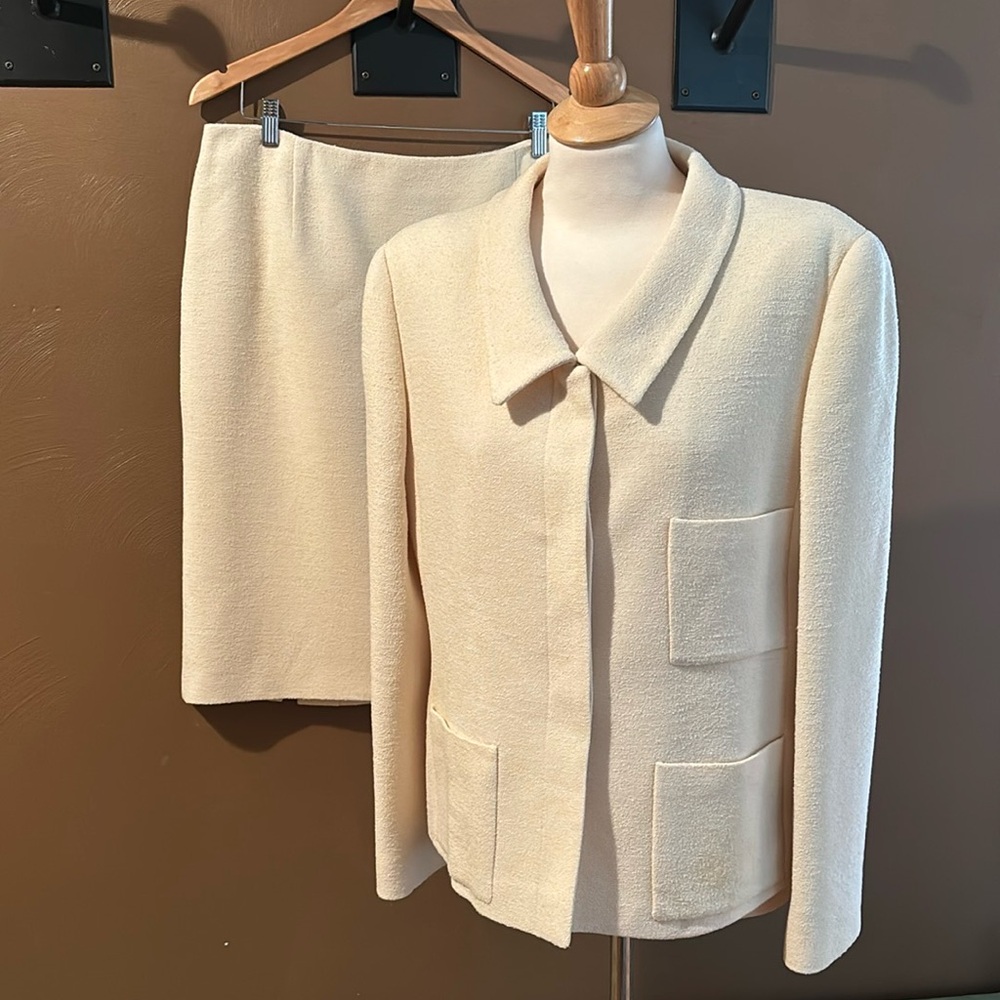 Joan & David skirt suit